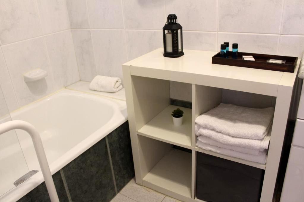 Hotel La Zubia , Granada מראה חיצוני תמונה